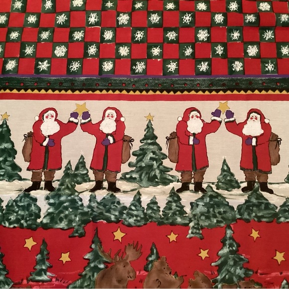 Christmas Santa No Tag Cloth Rectangular 86 x 62” Inches Pre-Owned Tablecloth - Picture 4 of 4